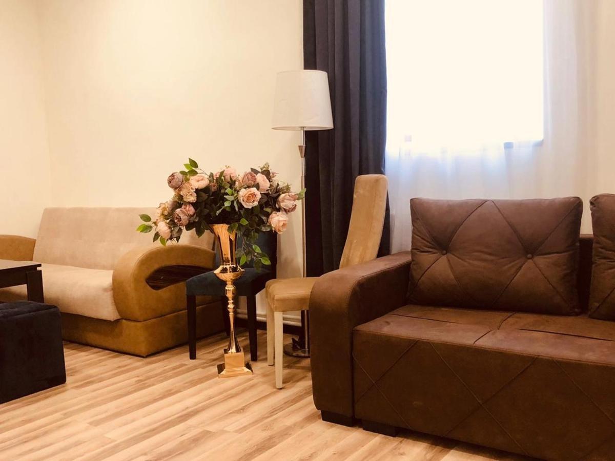 Hasi Hotel Csermuk Kültér fotó